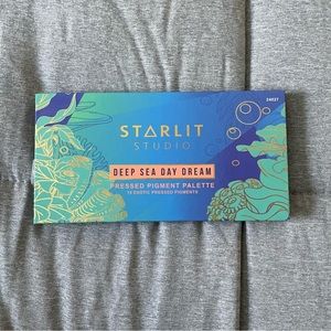 Starlit Studio Deep Sea Day Dream Eyeshadow Palette - NWT
